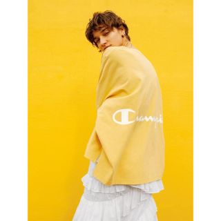 フレイアイディー(FRAY I.D)の【FRAY I.D×Champion】バックプリントロングTシャツ(Tシャツ(長袖/七分))