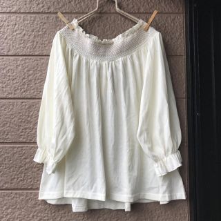 ダブルクローゼット(w closet)の新品定価5,292円♡ダブルクローゼット♡刺繍オフショルプルオーバー(Tシャツ(長袖/七分))