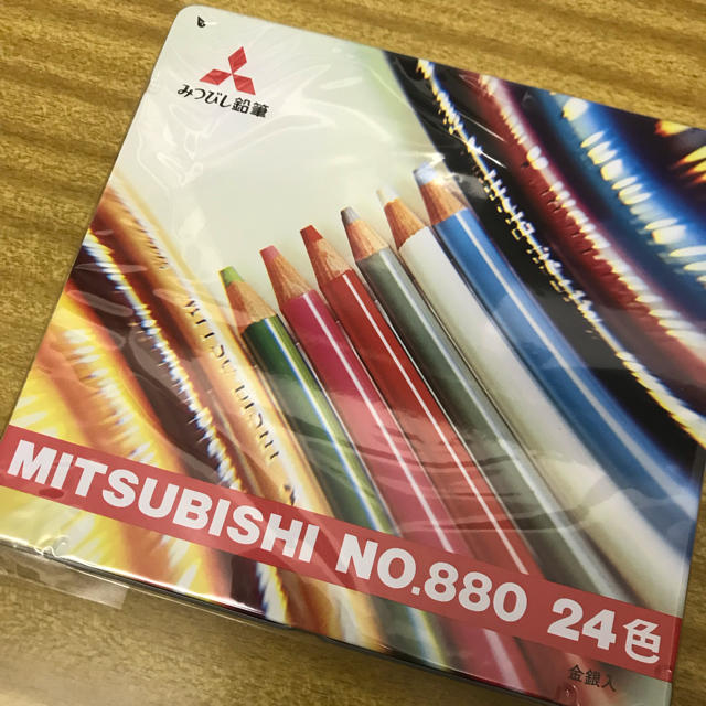 三菱(ミツビシ)のMITSUBISHI 色鉛筆24色 エンタメ/ホビーのアート用品(色鉛筆)の商品写真