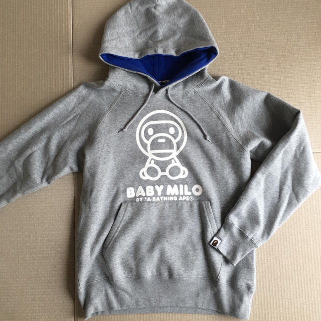 A BATHING APE(アベイシングエイプ)の◾️美品◾️A BATHING APE MILOグレーパーカーSサイズ メンズのトップス(パーカー)の商品写真