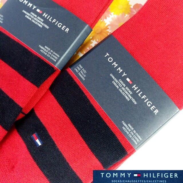 TOMMY HILFIGER(トミーヒルフィガー)の欧米限定品 新品未使用 定価$19.0 TOMMY HILFIGER 靴下 メンズのレッグウェア(ソックス)の商品写真