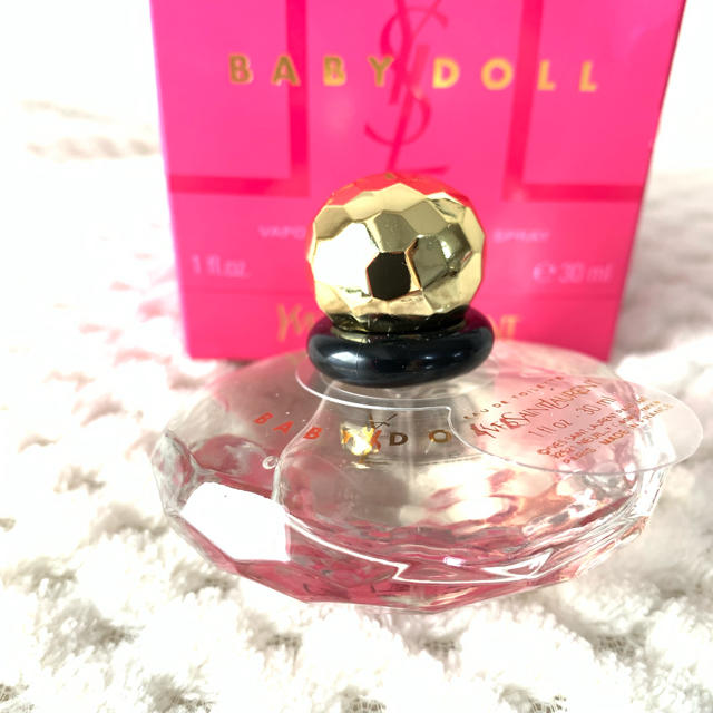 Yves Saint Laurent Beaute(イヴサンローランボーテ)のイヴサンローラン ベビードール  30ml コスメ/美容の香水(香水(女性用))の商品写真