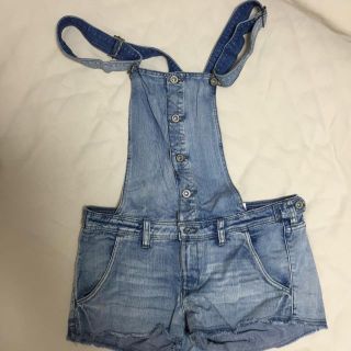 エイチアンドエム(H&M)のデニムサロペット♡ショート♡H&M(サロペット/オーバーオール)