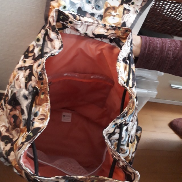 LeSportsac(レスポートサック)のレスポートサック　キャットカフェ　リュック レディースのバッグ(リュック/バックパック)の商品写真