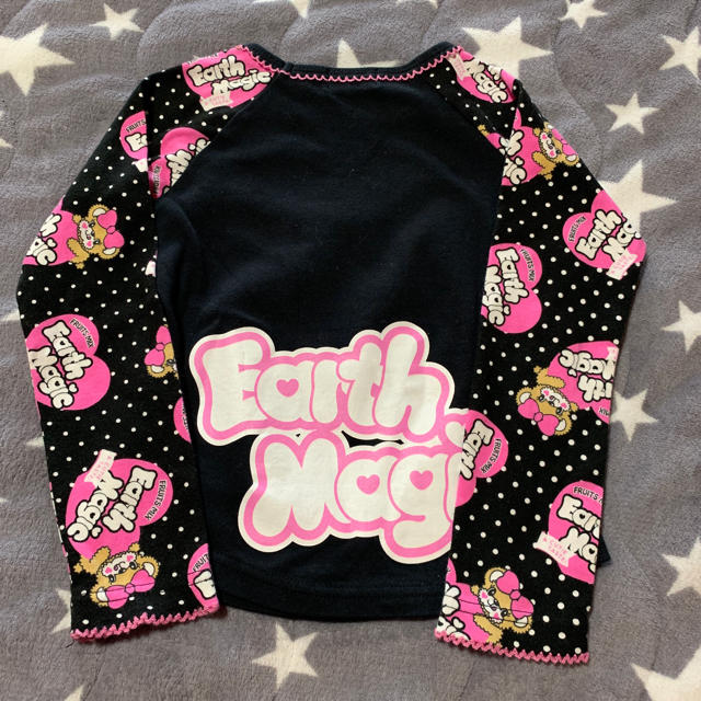 EARTHMAGIC(アースマジック)の求110よう様専用 キッズ/ベビー/マタニティのキッズ服女の子用(90cm~)(Tシャツ/カットソー)の商品写真