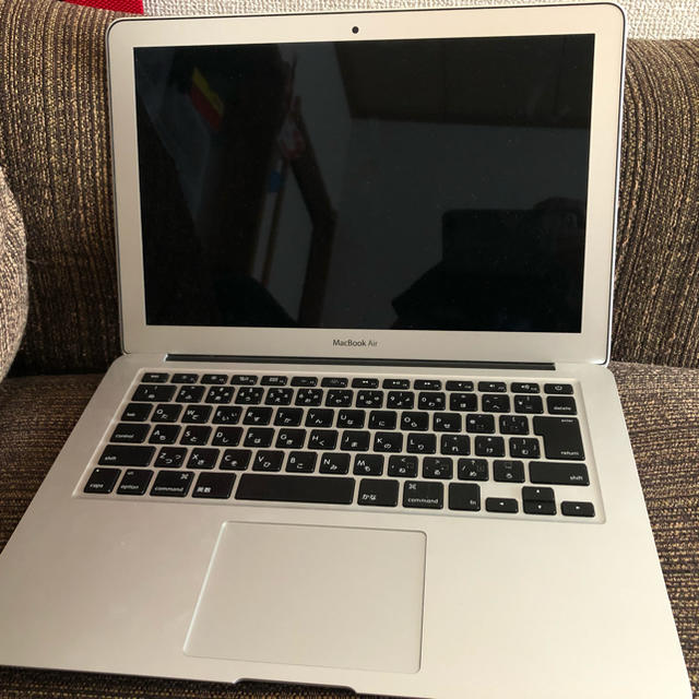 Mac (Apple) - MacBook  Air    Lucifer