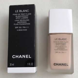 シャネル(CHANEL)のCHANEL ル ブラン フリュイド ルミエール ベージュロゼ12(ファンデーション)