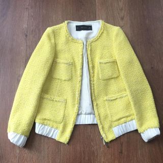 ザラ(ZARA)のZARA★春色ツイードノーカラージャケット★S(ノーカラージャケット)