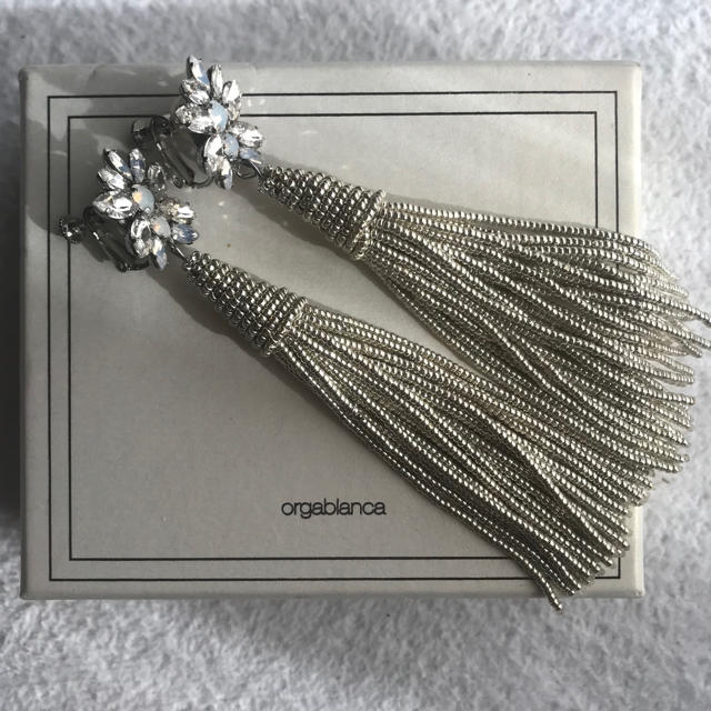 Vera Wang(ヴェラウォン)のパンサーさん専用 orgablanca NICOLA earring レディースのアクセサリー(イヤリング)の商品写真