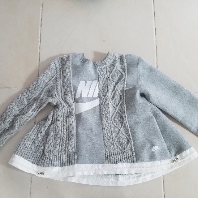 品揃え豊富で × ナイキ - sacai サカイ ケーブルニットテックフリース