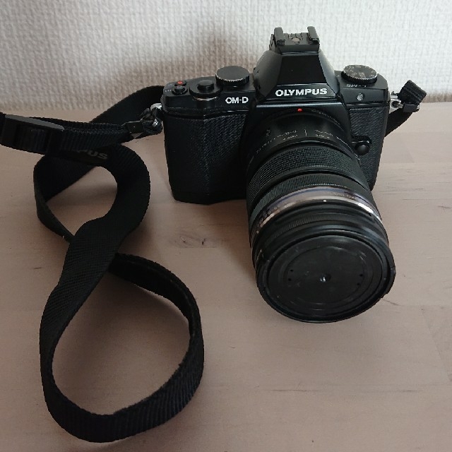 オリンパス デジタルカメラ E-M5コンパクトデジタルカメラ