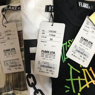 フレイク(FLAKE)のFLAKE/タグ付き新品半袖Tシャツ3枚まとめ売り110/フレイク(Tシャツ/カットソー)