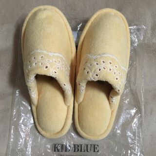 キッドブルー(KID BLUE)のキッドブルー フリース暖か レース刺繍 スリッパ(スリッパ/ルームシューズ)