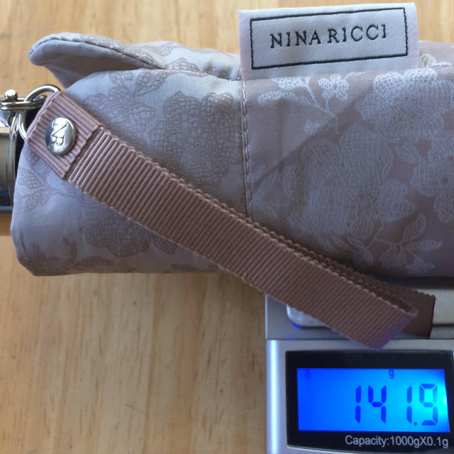 NINA RICCI(ニナリッチ)の美品 ニナリッチ 軽量 折り畳み傘 日傘 レディースのファッション小物(傘)の商品写真