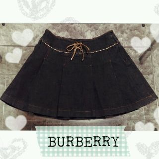 バーバリー(BURBERRY)のCuteなデニムスカート♪(その他)