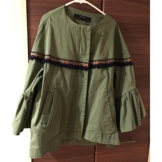 ザラ(ZARA)のzara  フリンジ付きジャケット(ノーカラージャケット)