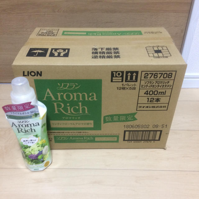 ソフラン アロマリッチ ミンティフローラルアロマ 本体 400ml × 1ケース インテリア/住まい/日用品の日用品/生活雑貨/旅行(洗剤/柔軟剤)の商品写真