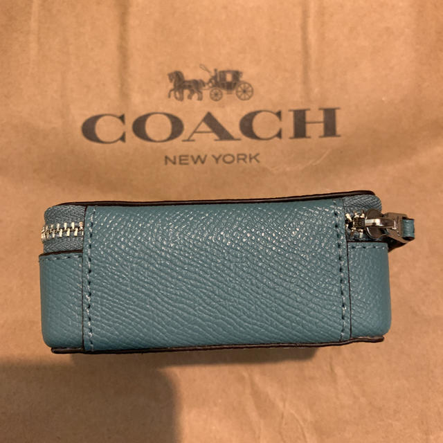 COACH(コーチ)のCOACH コーチ トラベル 小物入れ ピルケース メイク 化粧 インテリア/住まい/日用品の日用品/生活雑貨/旅行(旅行用品)の商品写真