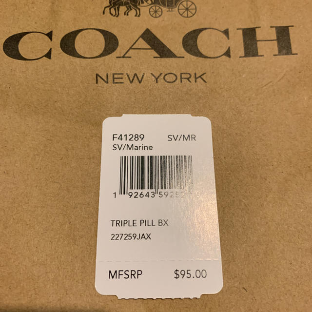 COACH(コーチ)のCOACH コーチ トラベル 小物入れ ピルケース メイク 化粧 インテリア/住まい/日用品の日用品/生活雑貨/旅行(旅行用品)の商品写真