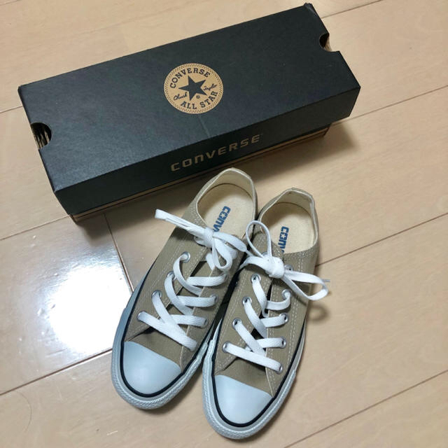 CONVERSE(コンバース)の新品未使用 CONVERCE ローカット ベージュ 3,5 レディースの靴/シューズ(スニーカー)の商品写真