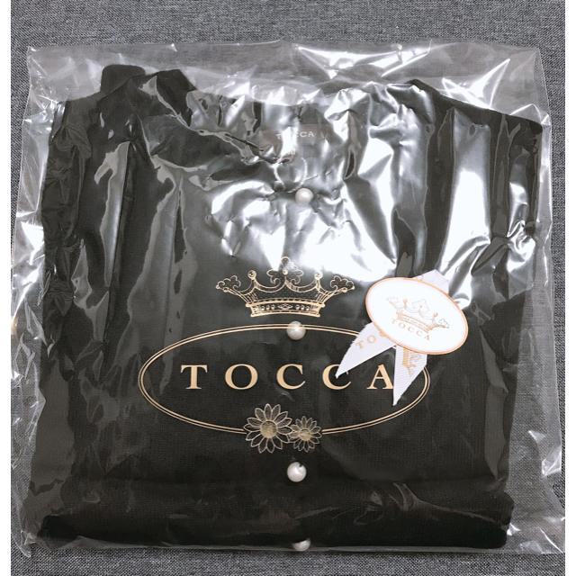 TOCCA(トッカ)のTOCCA カシミヤ100% カーディガン 黒 新品タグ付き レディースのトップス(カーディガン)の商品写真