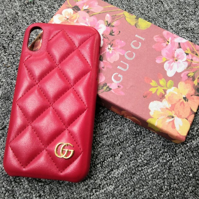 Gucci - Iphoneケース　グッチ  　
の通販 by あつ子^_^'s shop｜グッチならラクマ