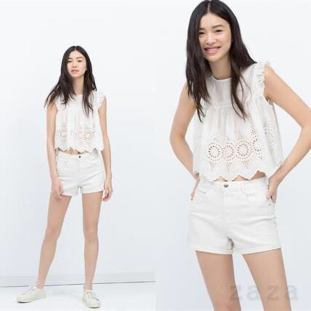 ZARA(ザラ)のネイビーレーストップス&デニムパンプス レディースのトップス(Tシャツ(半袖/袖なし))の商品写真