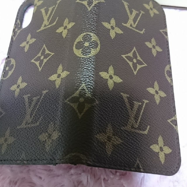 アイフォンカバー シャネル - LOUIS VUITTON - ルイヴィトン携帯ケースの通販 by Runa's shop｜ルイヴィトンならラクマ