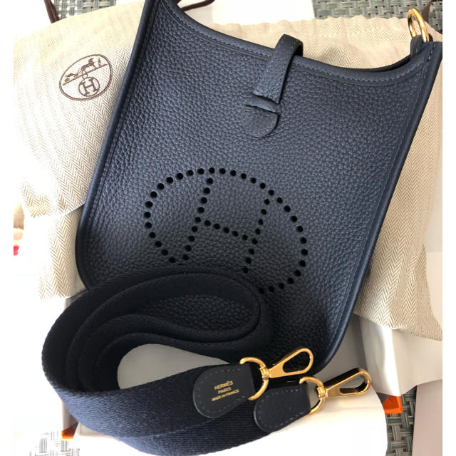 Hermes(エルメス)のエルメス エヴリンTPM ✨新品未使用 レディースのバッグ(ショルダーバッグ)の商品写真