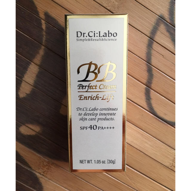 Dr.Ci Labo(ドクターシーラボ)の美穂様★シーラボ☆BBパーフェクトクリームエンリッチリフト30g☆箱なし発送です コスメ/美容のベースメイク/化粧品(BBクリーム)の商品写真