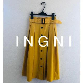 イング(INGNI)のUSED★ I N G N Iイング★共ベルト付前ボタンミディスカート(ひざ丈スカート)