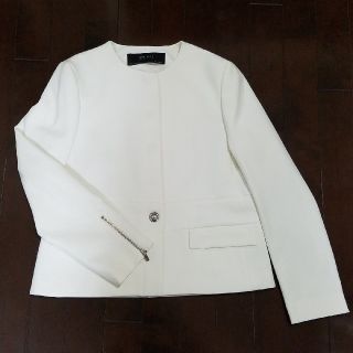 ザラ(ZARA)のZARA ｻﾞﾗ ﾉｰｶﾗｰｼﾞｬｹｯﾄ ﾎﾜｲﾄ 白(ノーカラージャケット)