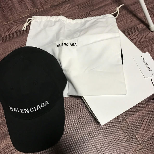 SALE／60%OFF BALENCIAGA バレンシアガ ブラック キャップ