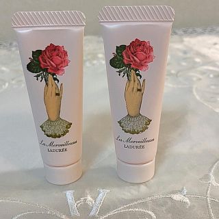 レメルヴェイユーズラデュレ(Les Merveilleuses LADUREE)のレ・メルブィユーズラジュレ  ローズハンドトリートメント♡サンプル2点 (ハンドクリーム)