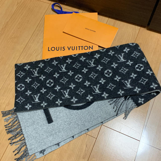 LOUIS VUITTON(ルイヴィトン)のLOUIS VUITTON マフラー メンズのファッション小物(マフラー)の商品写真