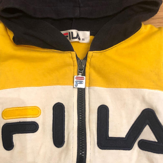 FILA(フィラ)のＦＩL A スエットパーカー95 男の子 キッズ/ベビー/マタニティのキッズ服男の子用(90cm~)(ジャケット/上着)の商品写真