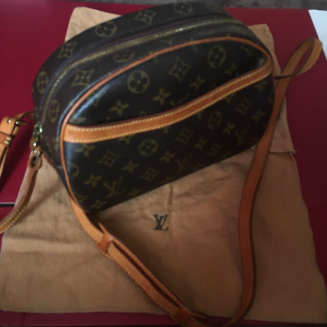 LOUIS VUITTON(ルイヴィトン)のルイヴィトン  ブロア レディースのバッグ(ショルダーバッグ)の商品写真