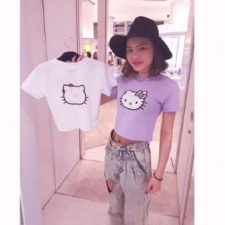 フィグアンドヴァイパー(FIG&VIPER)のFIG&VIPER kittyちゃんショートTシャツ新品未使用タグ付き完売品(Tシャツ(半袖/袖なし))