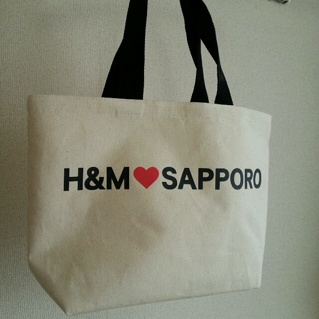H&M(エイチアンドエム)の☆処分セール中☆トートバッグ レディースのバッグ(トートバッグ)の商品写真