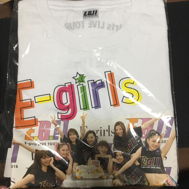 E-girls(イーガールズ)のE-girls finalフォトTシャツ ONEサイズ レディースのトップス(Tシャツ(半袖/袖なし))の商品写真