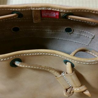 BREEヌメ革リュックの通販 by やまる's shop|ラクマ