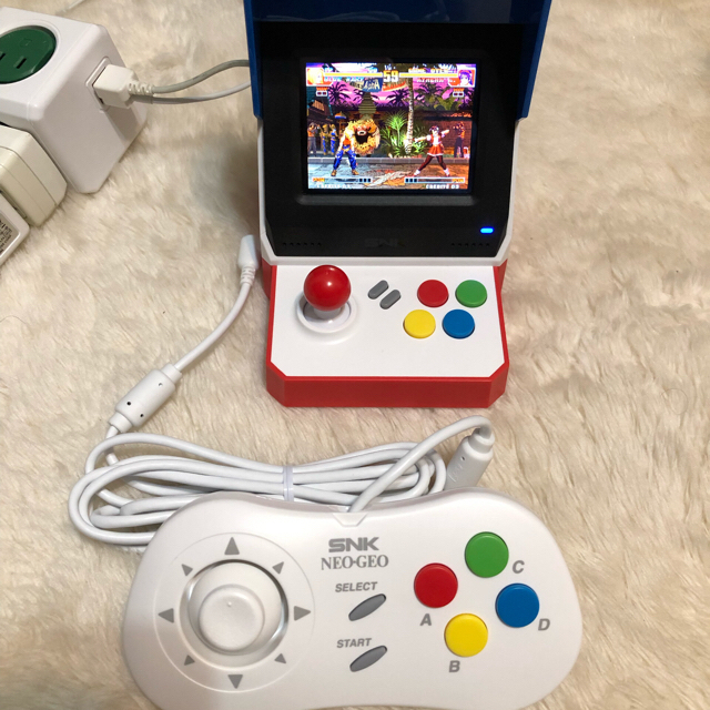 エンタメ/ホビー【送料無料】NEOGEO mini 本体＋コントローラー＋オマケ