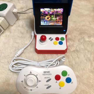 ネオジオ(NEOGEO)の【送料無料】NEOGEO mini 本体＋コントローラー＋オマケ(その他)