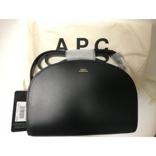 アーペーセー(A.P.C)の★A.P.C.★ハーフムーン ショルダー/クロスボディバッグ(ショルダーバッグ)