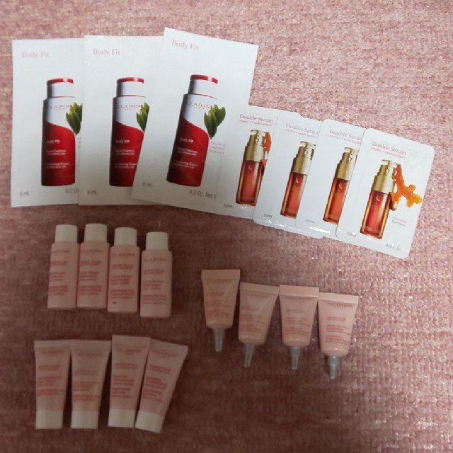 CLARINS(クラランス)のCLARINSサンプル コスメ/美容のキット/セット(サンプル/トライアルキット)の商品写真