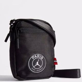 ナイキ(NIKE)の日本未発売！ PSG ジョーダン バッグ(ショルダーバッグ)