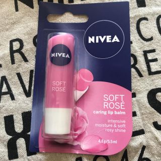 ニベア(ニベア)の海外限定 ニベア カラーリップ ピンク ローズ 薔薇 保湿 NIVEA(リップケア/リップクリーム)