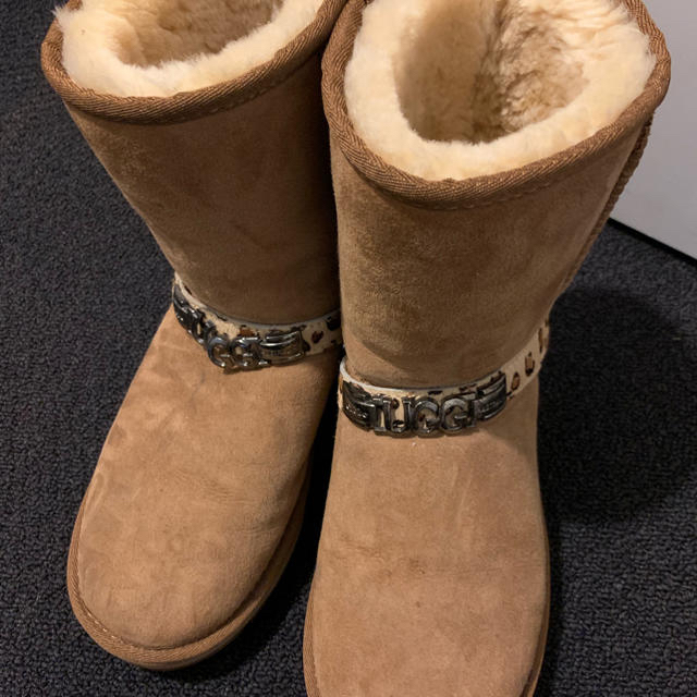 UGG  ムートンブーツ レディースの靴/シューズ(ブーツ)の商品写真