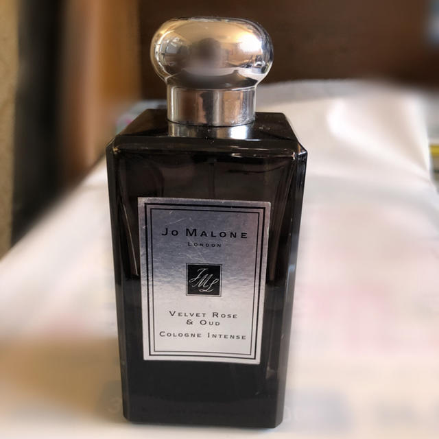 Jo Malone(ジョーマローン)の限定値下げ！ジョーマローン ヴェルヴェットローズ&ウード コロンインテンス コスメ/美容の香水(ユニセックス)の商品写真