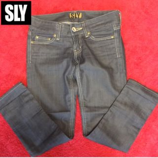 スライ(SLY)のお値下げほぼ未使用❤SLYスライ スキニーデニム サブリナパンツクロップドパンツ(デニム/ジーンズ)